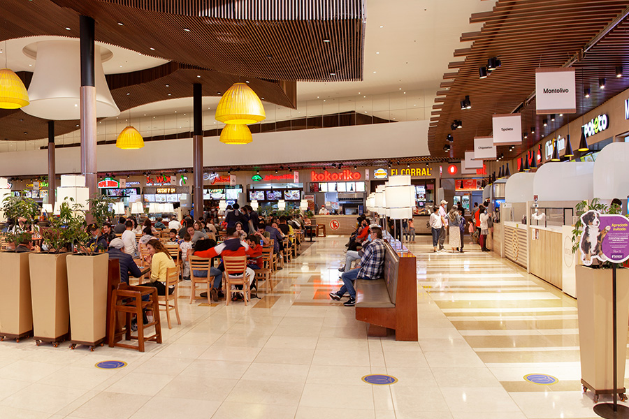 Praça de alimentação Centro Comercíal Fontanar Colombia - Revista Shopping Centers